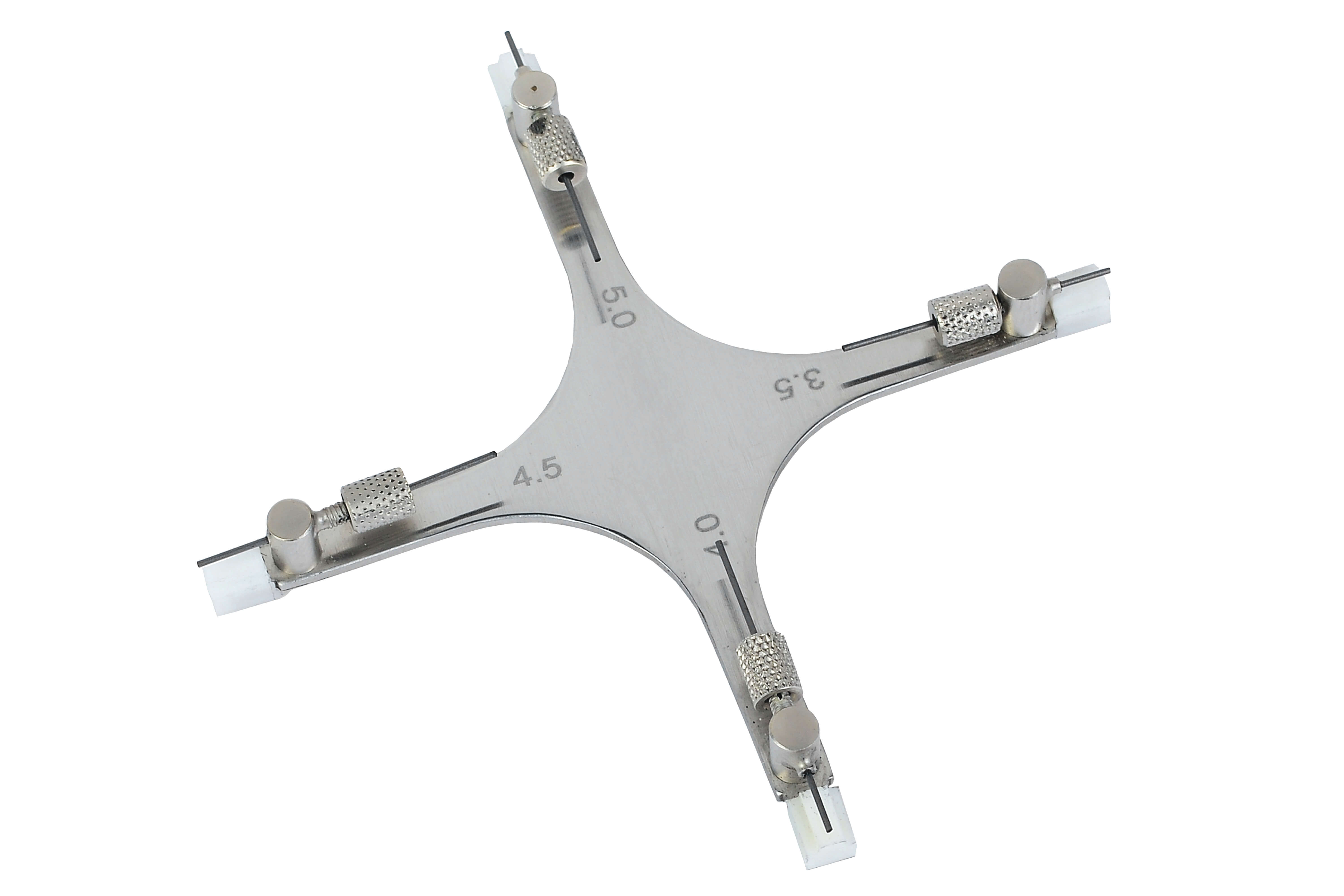 Bracketkreuz mit Bleistiftminen